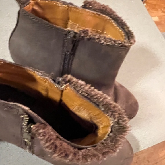 Lucky Brands wedge booties - Picture 3 of 4